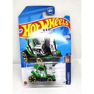 Hot Wheels HW Sports 2/5 Tee'D Off 2 Diecast 3+ Golf Model Car